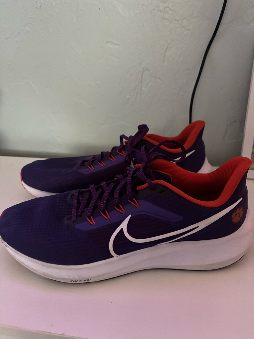 Nike Men’s Purple Athletic Running Shoes with Orange Lining